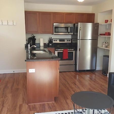 Modern And Pristine Condo -By The Gt Commons Traverse City Eksteriør billede