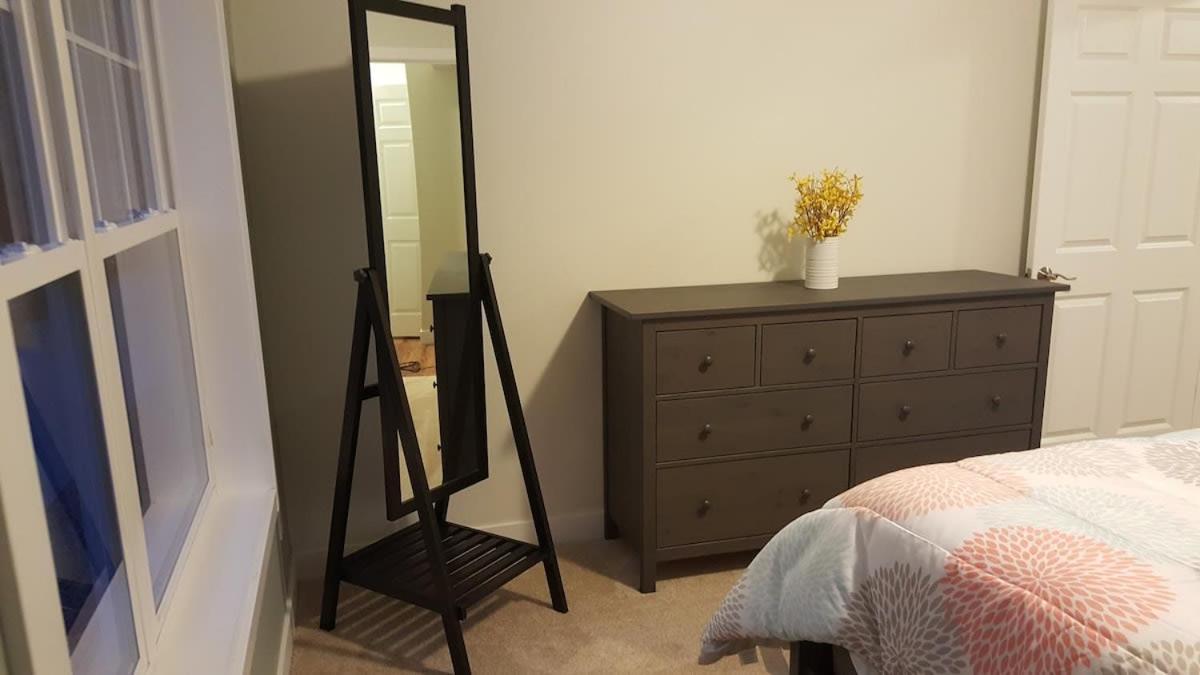 Modern And Pristine Condo -By The Gt Commons Traverse City Eksteriør billede